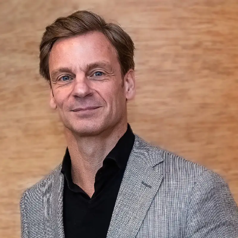 dr. Roeland van Straten
